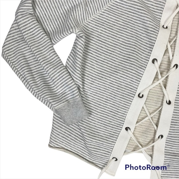ABERCROMBIE & FITCH Gray Striped Lace-Up Back Sweatshirt Sweater Top Med - Picture 5 of 13
